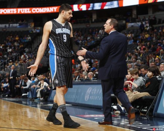 斗地主后期为何要忍（斗地主后期为什么要学会克制）